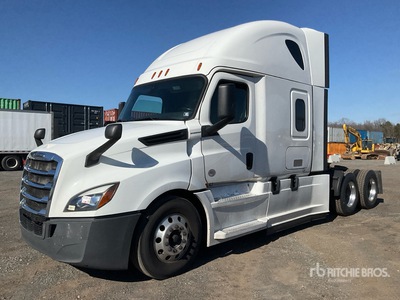 2020 Freightliner Cascadia 126 6x4 6x4 3- Achs Sattelzugmaschine mit Schlafkabine