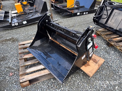 2026 GIYI GY-XKH39 39 in Multi-Purpose Mini Skid Steer Bucket (Unused)