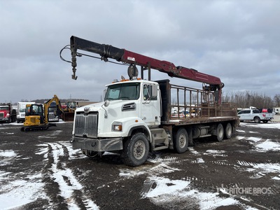 PM 10340 lb on 2019 Western Star 4700 8x4 Twin-Steer Boom Truck