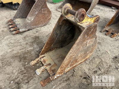 Cat 24 in Digging Benna per escavatore