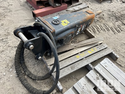 Cat H65 Hydraulic Breaker