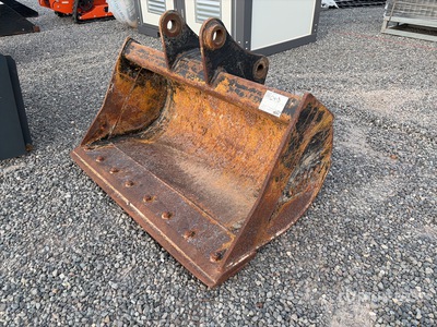 2015 AIM 48 in Backhoe Loader Bucket - Fits Cat 416D & E