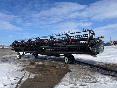 2016 MacDon D65-S 35 ft Draper Combine Header