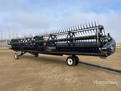 2015 MacDon D65-S 35 ft Draper Combine Header