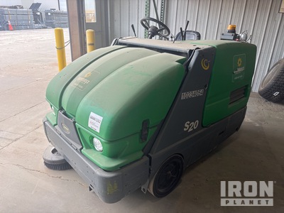 2019 Tennant S20 Ride-On Floor Sweeper