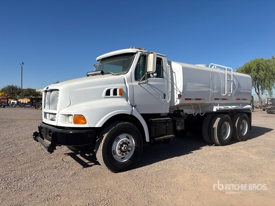 1998 Ford LT8513 Water Truck