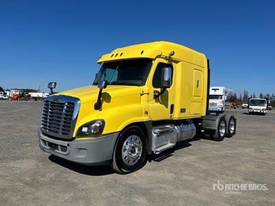 2018 Freightliner Cascadia 125 6x4 T/A Sleeper Truck Tractor