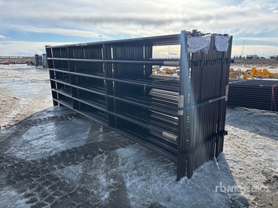 Quantity of (21) 16 ft Panel para ganado (Unused)