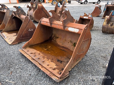 Daequip LBX 290 72 in Cleanup Benna per escavatore