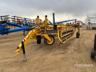 2017 Vermeer R2800 28 ft Basket Andaineur