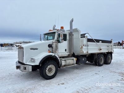 2008 Kenworth T800 6x4 T/A Dump Truck