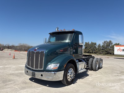 2020 Peterbilt 579 6x4 تراكتور شاحنة نهارية (ثنائية المحور)