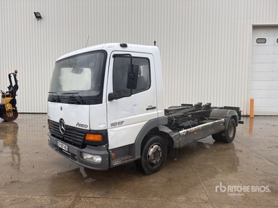 1999 Mercedes Atego 1017 4x2 Camion Ampliroll Camión rodante