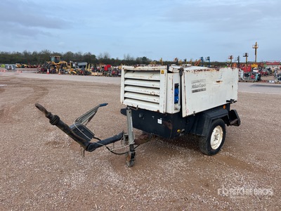 2000 Atlas Copco XAS46 S/A Compresseur A Air 1 Essieu Compresor de aire