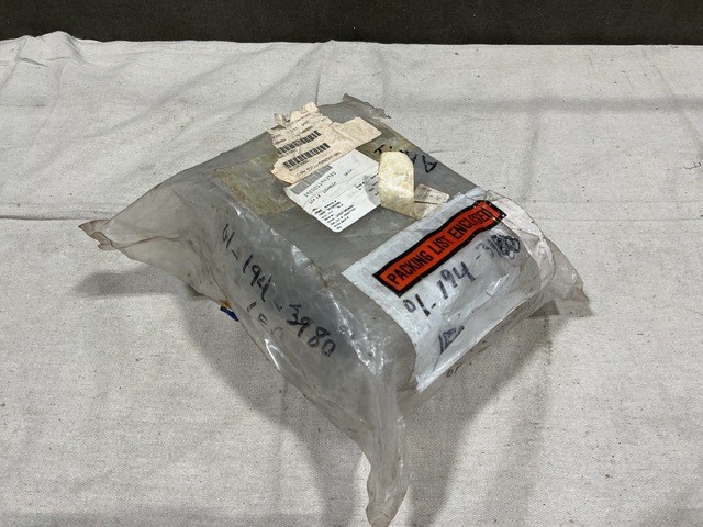 5262565-001 Circuit Breaker 5262565-001 Circuit Breaker