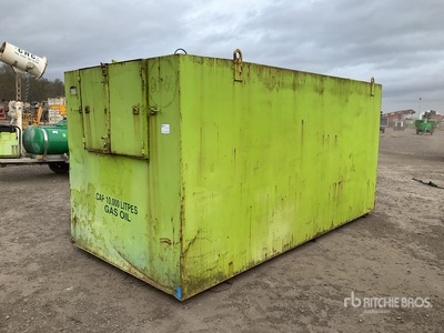 CHF Supplies 10000 L Skid Mounted Steel Diesel Fuel Tank