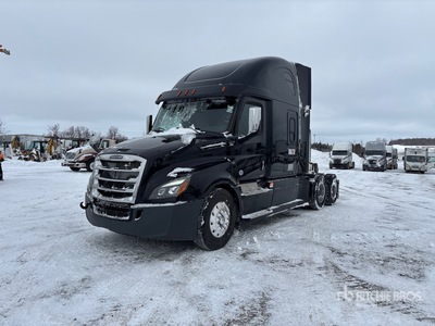 2019 Freightliner Cascadia 126 6x4 T/A Sleeper Truck Tractor