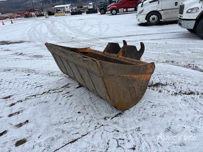 84 in Cleanup دلو حفارة - Fits Komatsu PC250