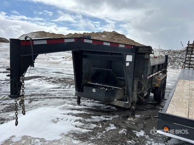 2012 QSAP 12K 12 ft T/A Gooseneck Dump Utility Trailer