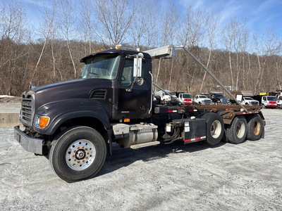 2007 Mack CV713 Granite 8x4 Roll-Off Truck