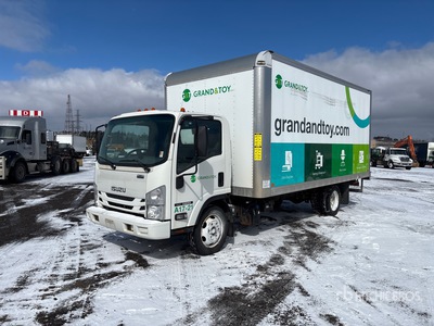 2017 Isuzu NQR 4x2 Camion fourgon