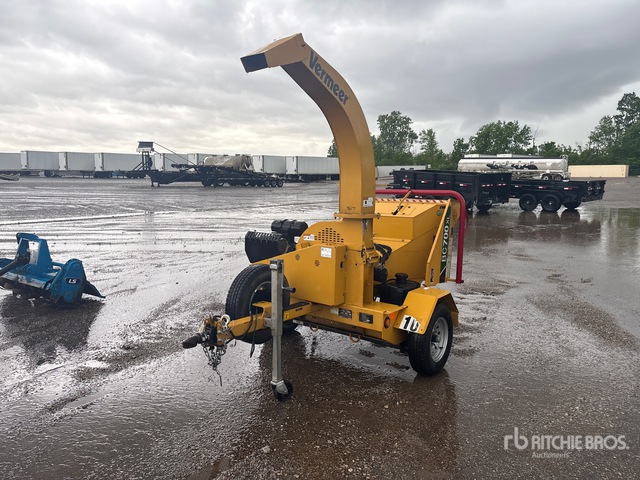 2021 Vermeer BC700XL Tow-Behind Wood Chipper