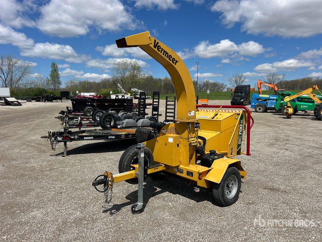 2021 Vermeer BC700XL Tow-Behind Wood Chipper