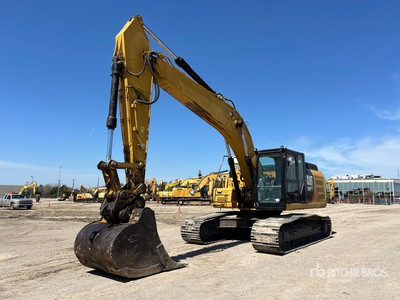 2015 Cat 326F L Excavatrice sur chenilles