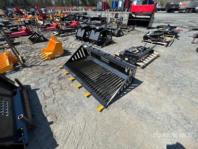 2026 GIYI GY-RB66 66 in Skeleton Skid Steer Bucket (Unused)