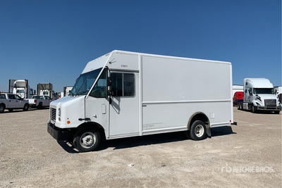 2023 Ford E-450 4x2 Step Van