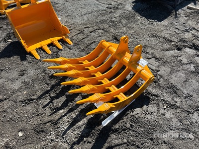 2025 GIYI 32 in Excavator Rake - Fits Cat 305 (Unused)