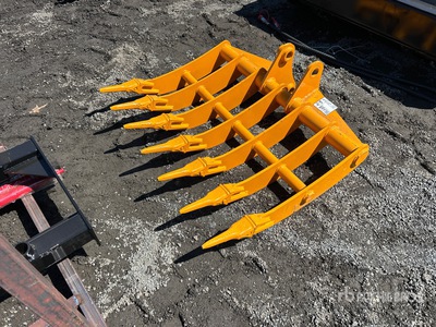 2025 GIYI 44 in Excavator Rake - Fits Cat 305 (Unused)