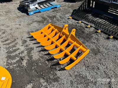 2025 GIYI 44 in Excavator Rake - Fits Cat 305 (Unused)