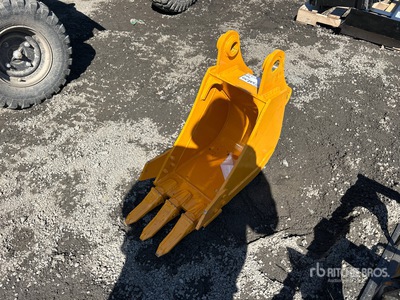 2025 GIYI 12 in Excavator Rake - Fits Cat 305 (Unused)