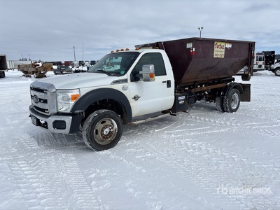 2014 Ford F-550 XLT 4x4 Roll-Off Truck