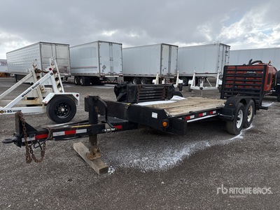 2013 Redi-Haul 19 ft T/A Equipment Trailer