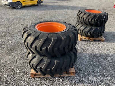 Quantity of (4) R4 17.5L-24 Pneumatici