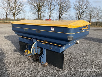 2003 Bogballe M2 Fertilizer Spreader