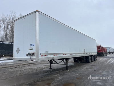 2013 Manac 94353104 53 ft x 102 in Tri/A مقطورة فان