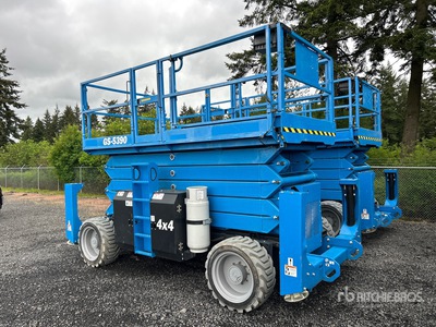 2023 Genie GS-5390 Dual Fuel RT Elevador de tijera