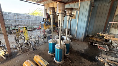 Quantity of (6) Patio Heaters Divers - Équipement de chauffage et climatisation