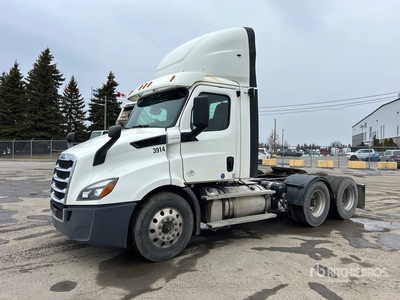 2020 Freightliner Cascadia 116 6x4 T/A Day Cab Truck Tractor