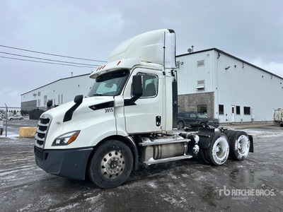 2020 Freightliner Cascadia 116 6x4 T/A Day Cab Truck Tractor