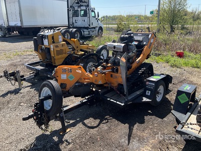 Barreto E30SGB Tracked Stump Grinder w/ Barreto Trailer