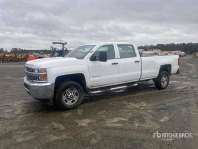 2015 Chevrolet Silverado 2500 HD 4x2 Crew Cab Pickup