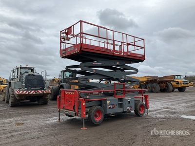 2016 Skyjack SJ9250 4x4 Diesel Scissor Lift