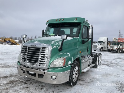 2019 Freightliner Cascadia 125 6x4 Cabeza Tractora Cabina Corta