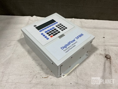 GE DF868 DigitalFlow Panametrics Ultrasonic Liquid Flowmeter