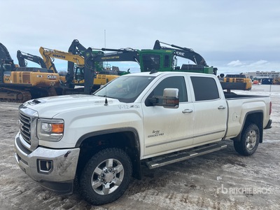 2019 GMC Sierra 2500 SLT 4x4 Crew Cab Pickup