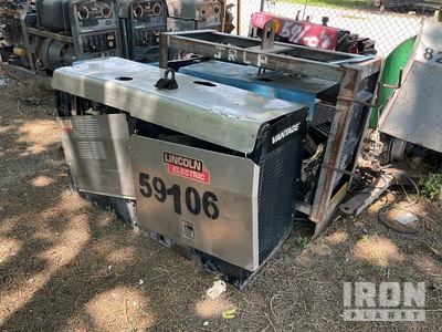 Quantity of (5) Soudeuse à moteur (Inoperable)